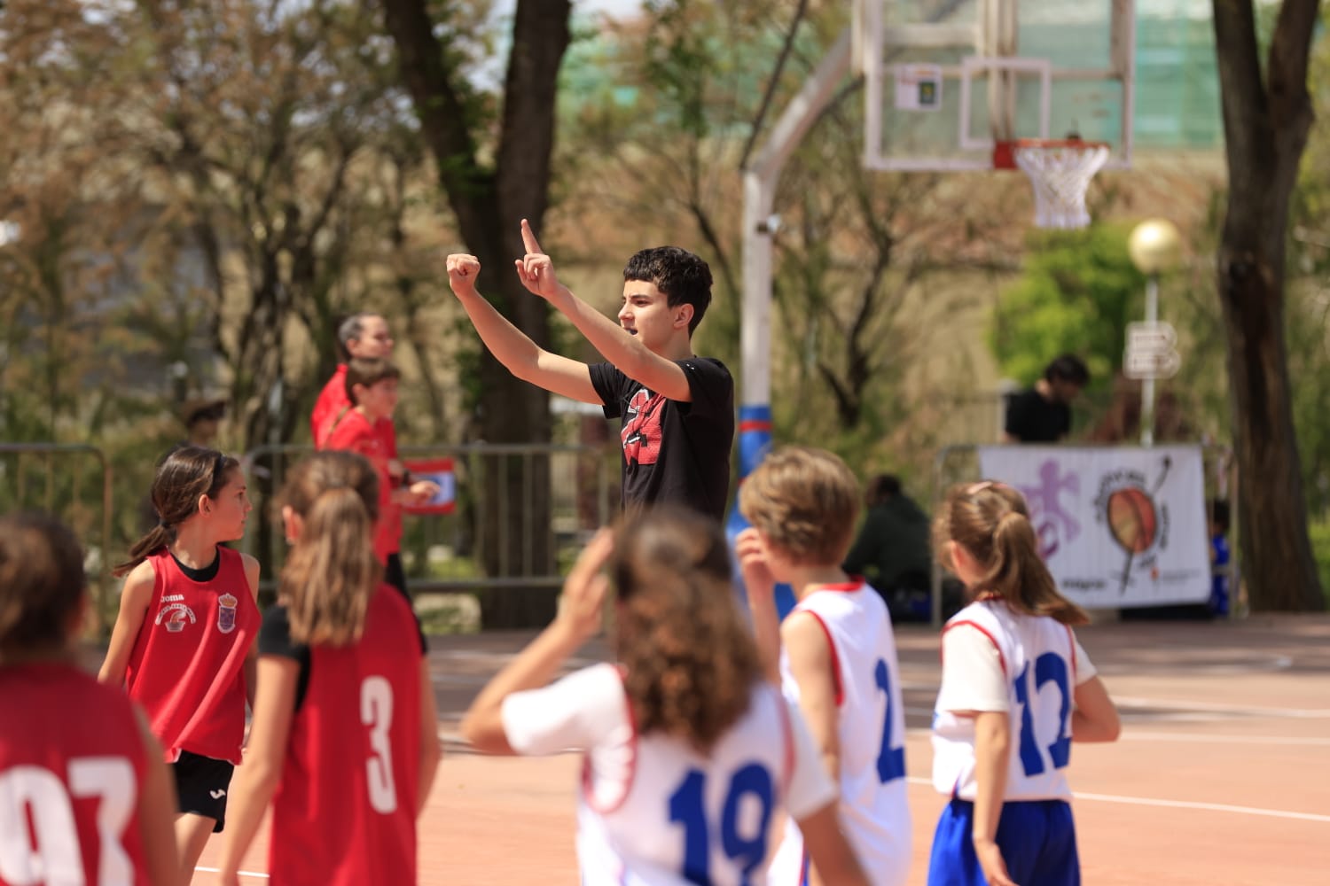 Día del Minibasket en Salamanca: once horas entre canastas