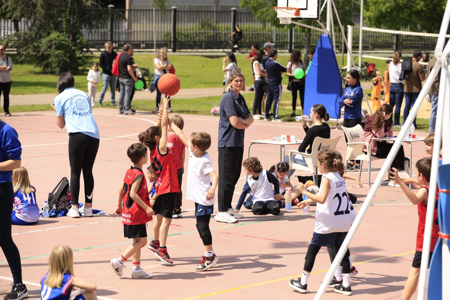 Día del Minibasket en Salamanca: once horas entre canastas