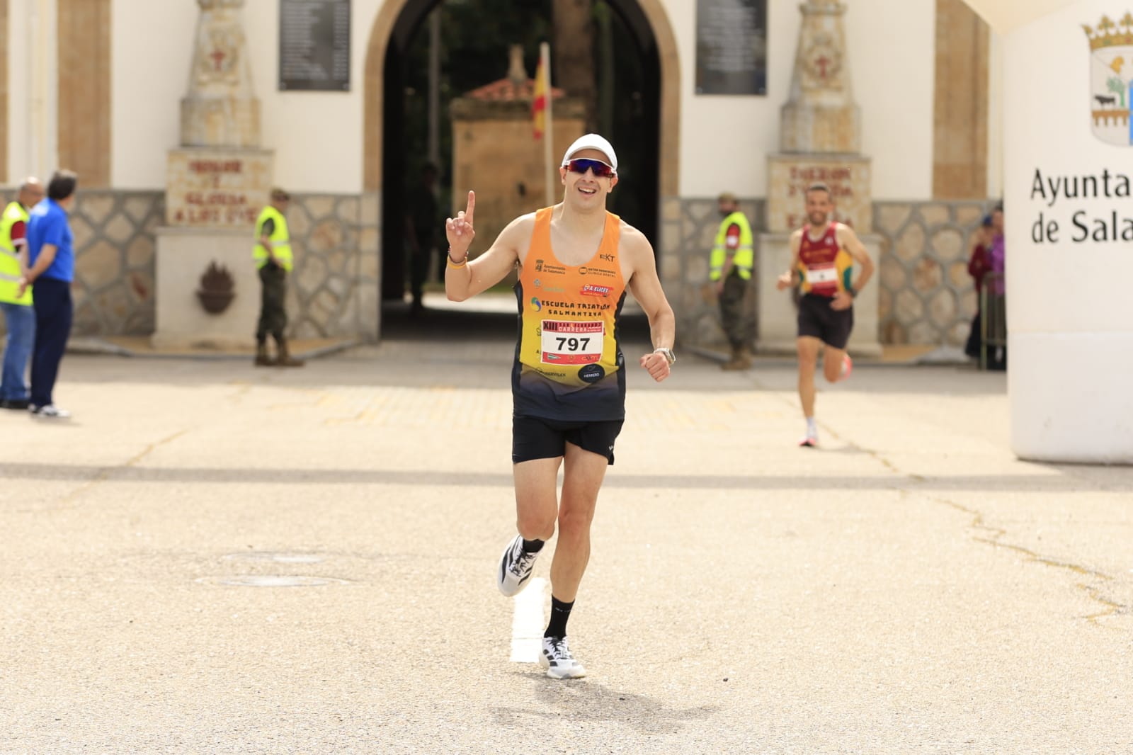 La XIII Carrera Cívico-Militar &#039;San Fernando&#039; de Salamanca, en imágenes