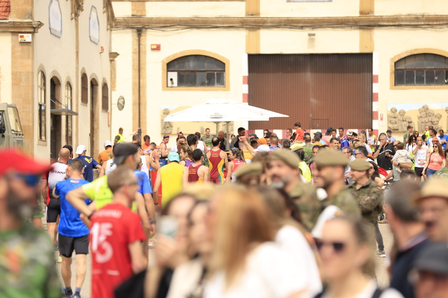 La XIII Carrera Cívico-Militar &#039;San Fernando&#039; de Salamanca, en imágenes