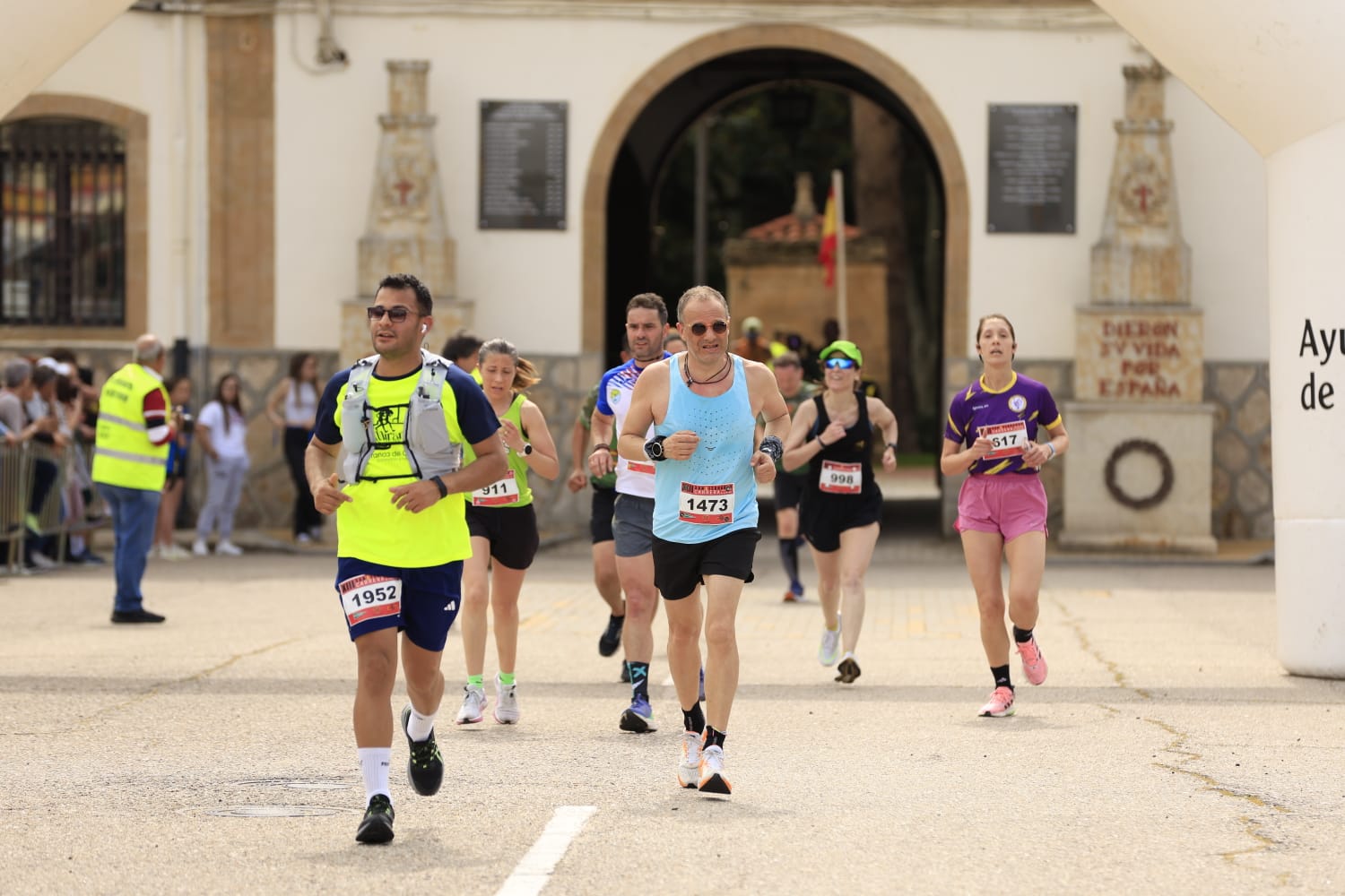 La XIII Carrera Cívico-Militar &#039;San Fernando&#039; de Salamanca, en imágenes