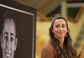 Silvia Domínguez, durante su comparecencia ante los medios este martes en el pabellón de Würzburg.