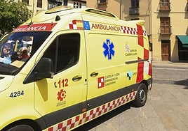 Una ambulancia en Salamanca en una imagen de archivo.