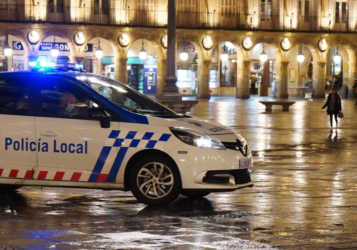 Herido grave un joven tras una pelea de madrugada en la Plaza Mayor de Salamanca