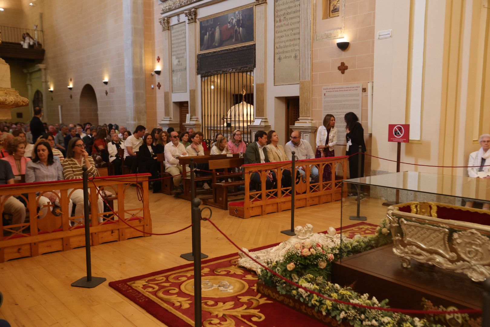 Así se ha vivido el último día de veneración a Santa Teresa, en imágenes