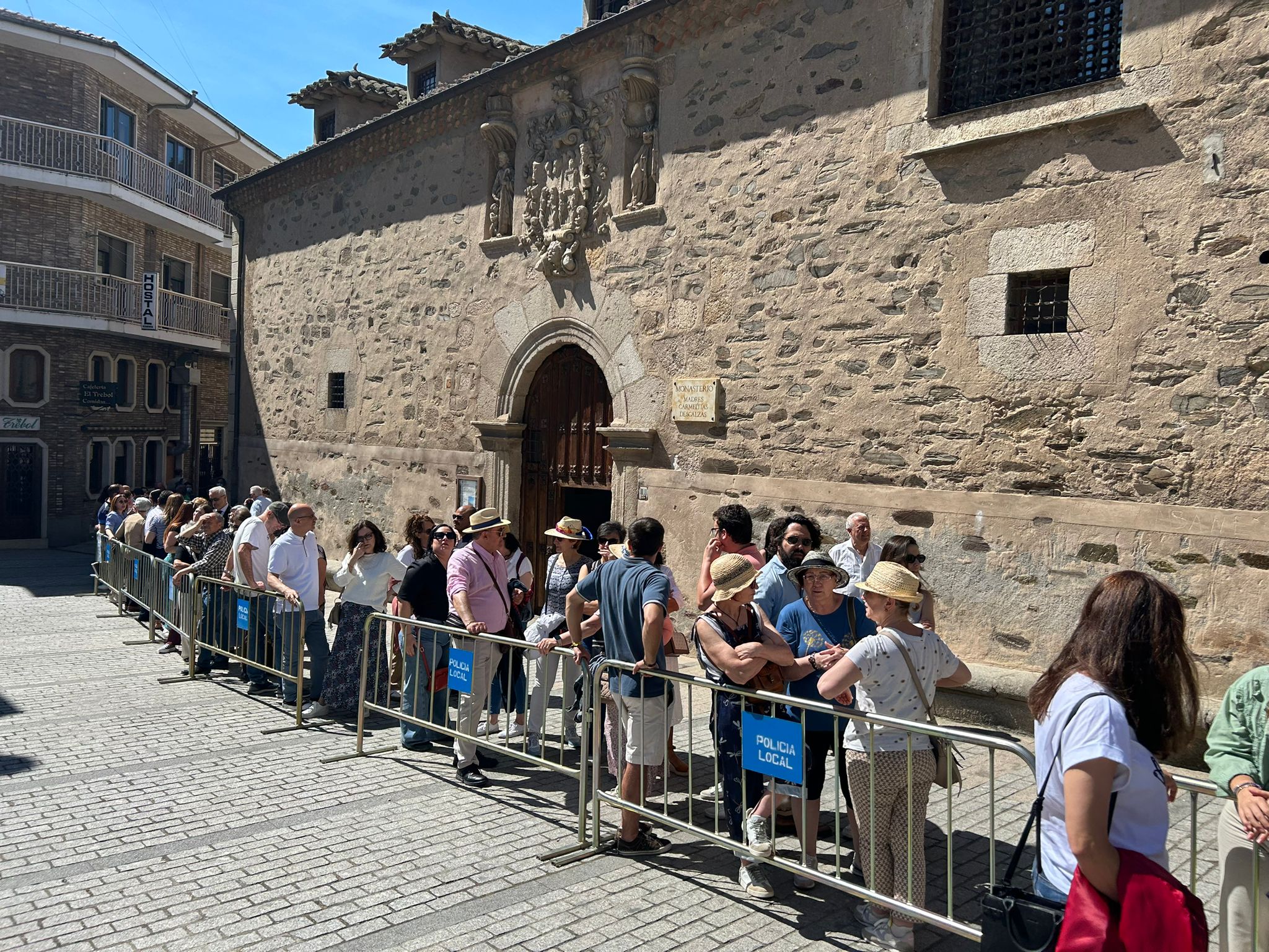Así se ha vivido el último día de veneración a Santa Teresa, en imágenes