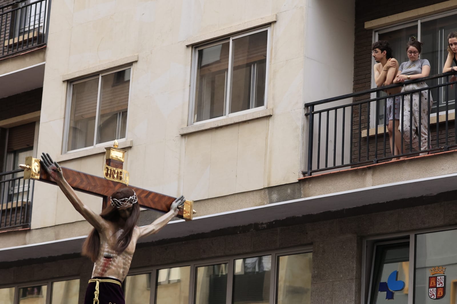 La procesión del Cristo de los Milagros, en imágenes