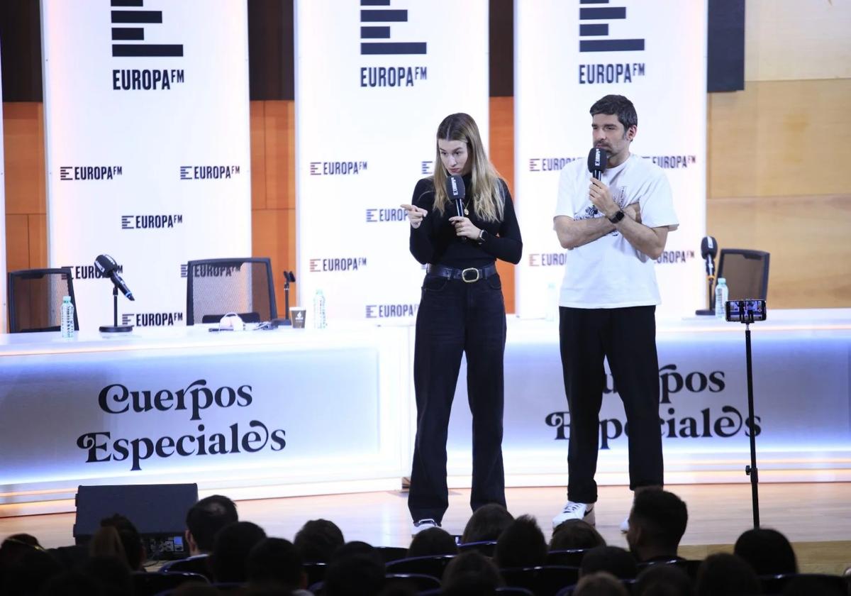 'Cuerpos especiales', con Eva Soriano y Nacho García, toma el Paraninfo de la Universidad de Salamanca