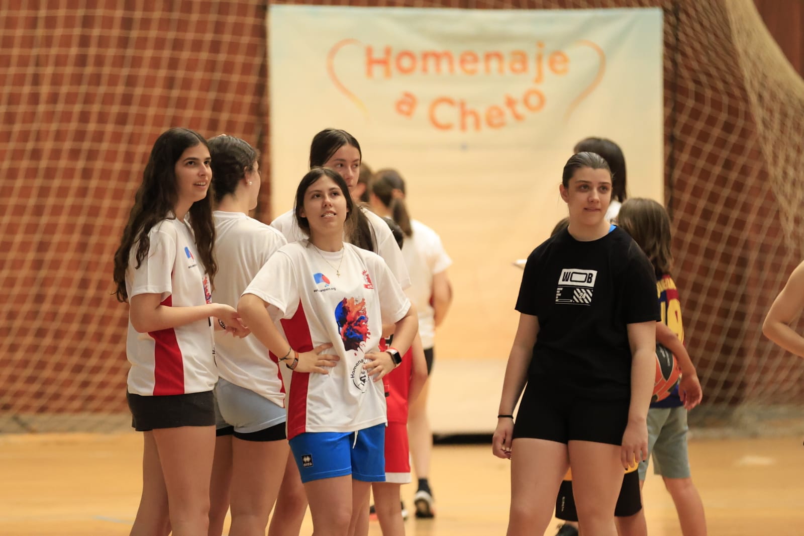 Éxito rotundo de la III Jornada Benéfica de baloncesto en Salamanca por Cheto