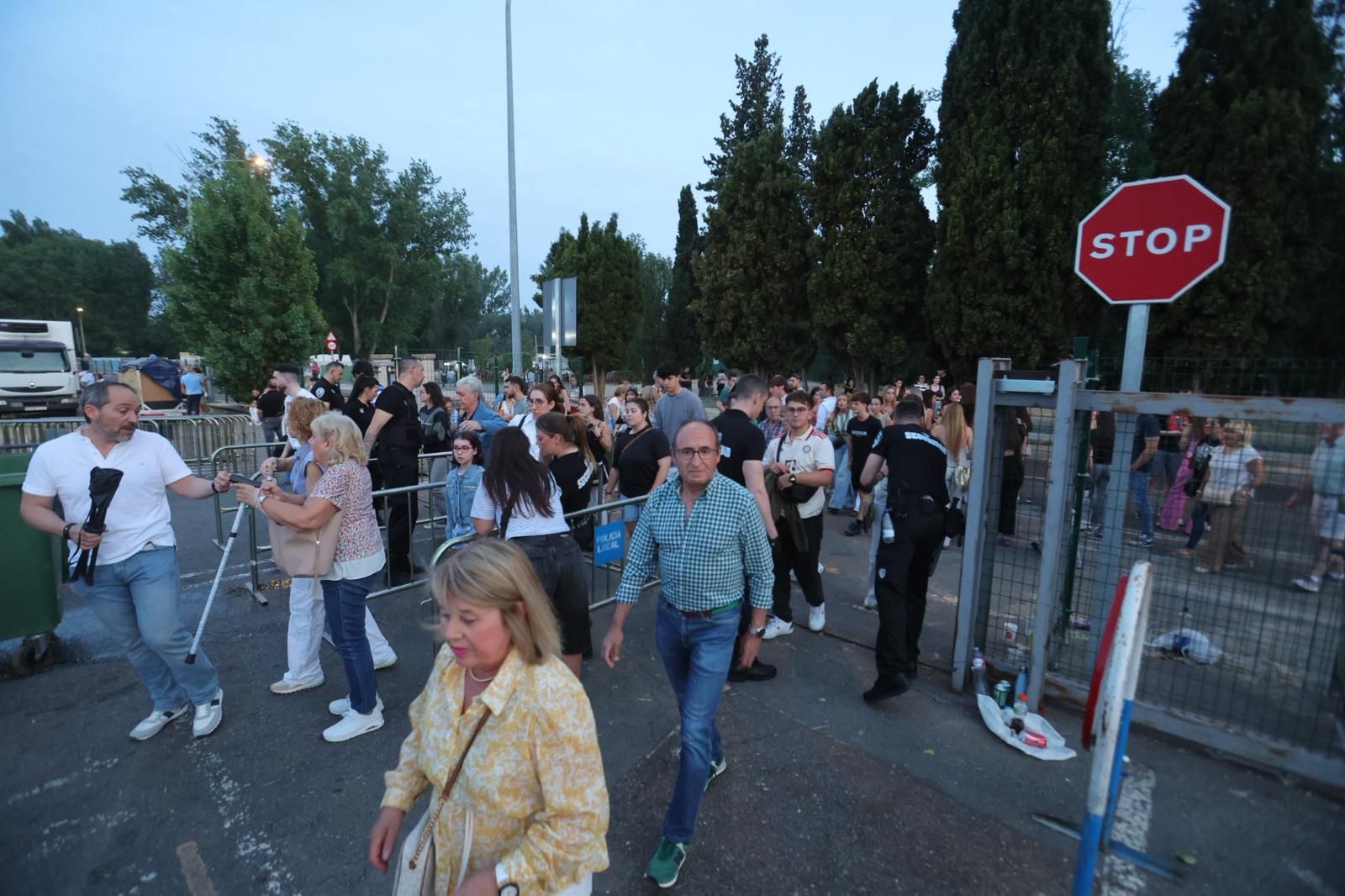 El ambiente de Panorama en Salamanca: colas, chiringuitos a tope y ganas de fiesta