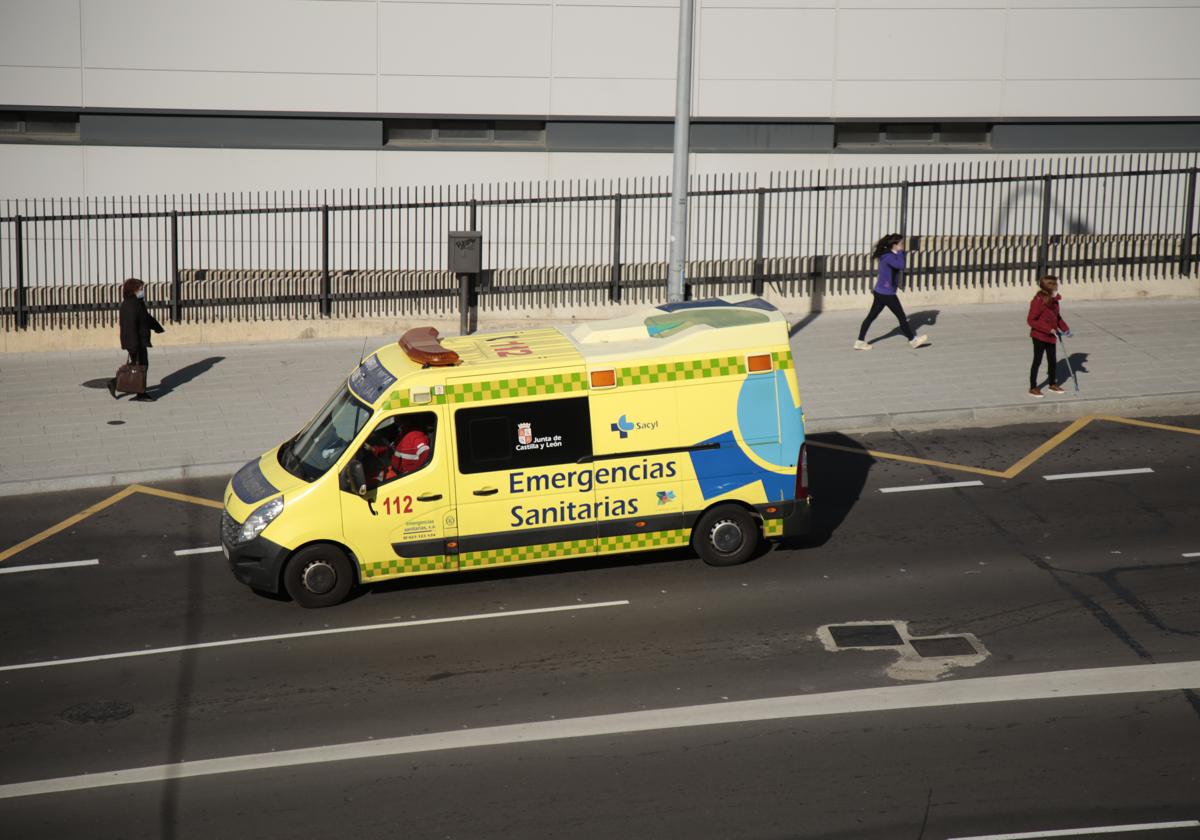 Imagen de archivo de una ambulancia