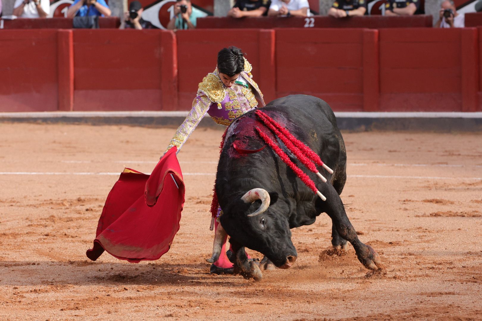 Morante lo vuelve a hacer y contagia su inspiración a Marco Pérez