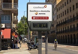 Termómetro en la Gran Vía de Salamanca.