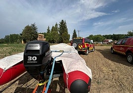 Lancha de los bomberos de la Diputación de Salamanca