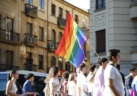El PSOE solicita formalmente al Ayuntamiento que coloque la bandera LGTBI+ en el balcón del Consistorio