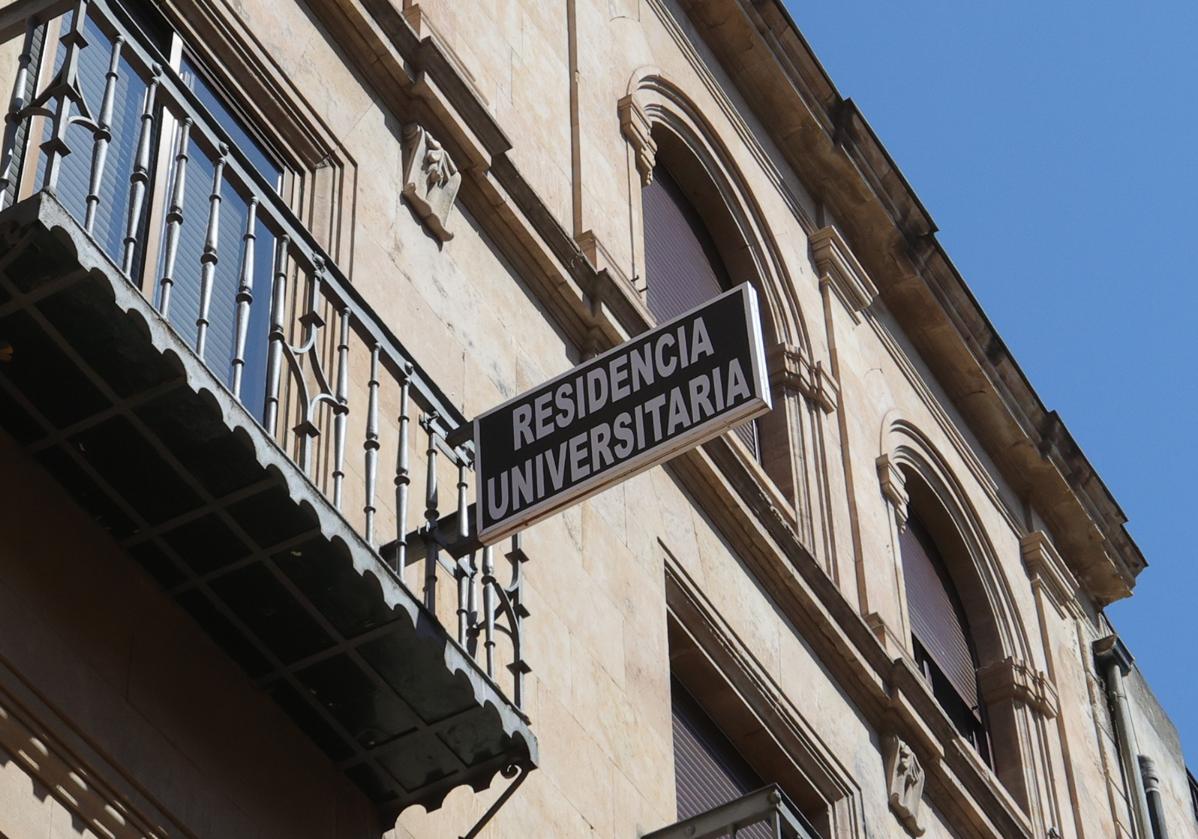 Residencia universitaria en la Rúa Mayor de Salamanca.