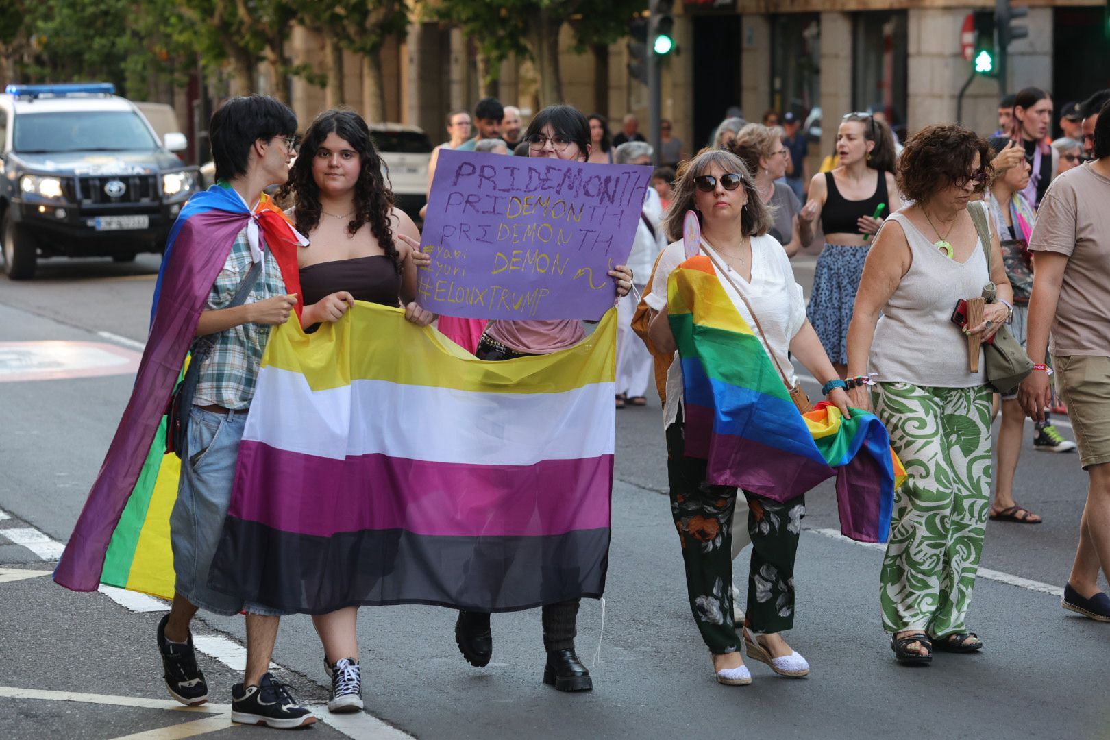 Salamanca marcha por los derechos LGTB+ en una manifestación cargada de reivindicación