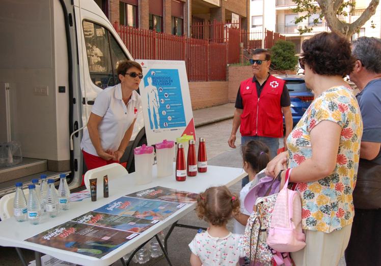 Campaña de sensibilización en La Alamedilla contra la ola de calor.