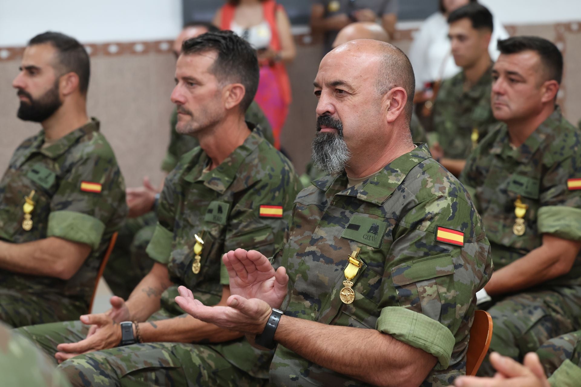 La visita de la ministra de Defensa al REI 11 de Ingenieros de Salamanca, en imágenes