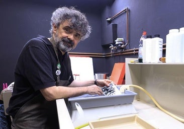 El fotógrafo que revela desde su estudio en Salamanca la historia rural de España