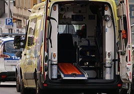 Una ambulancia, en una imagen de archivo en Salamanca.