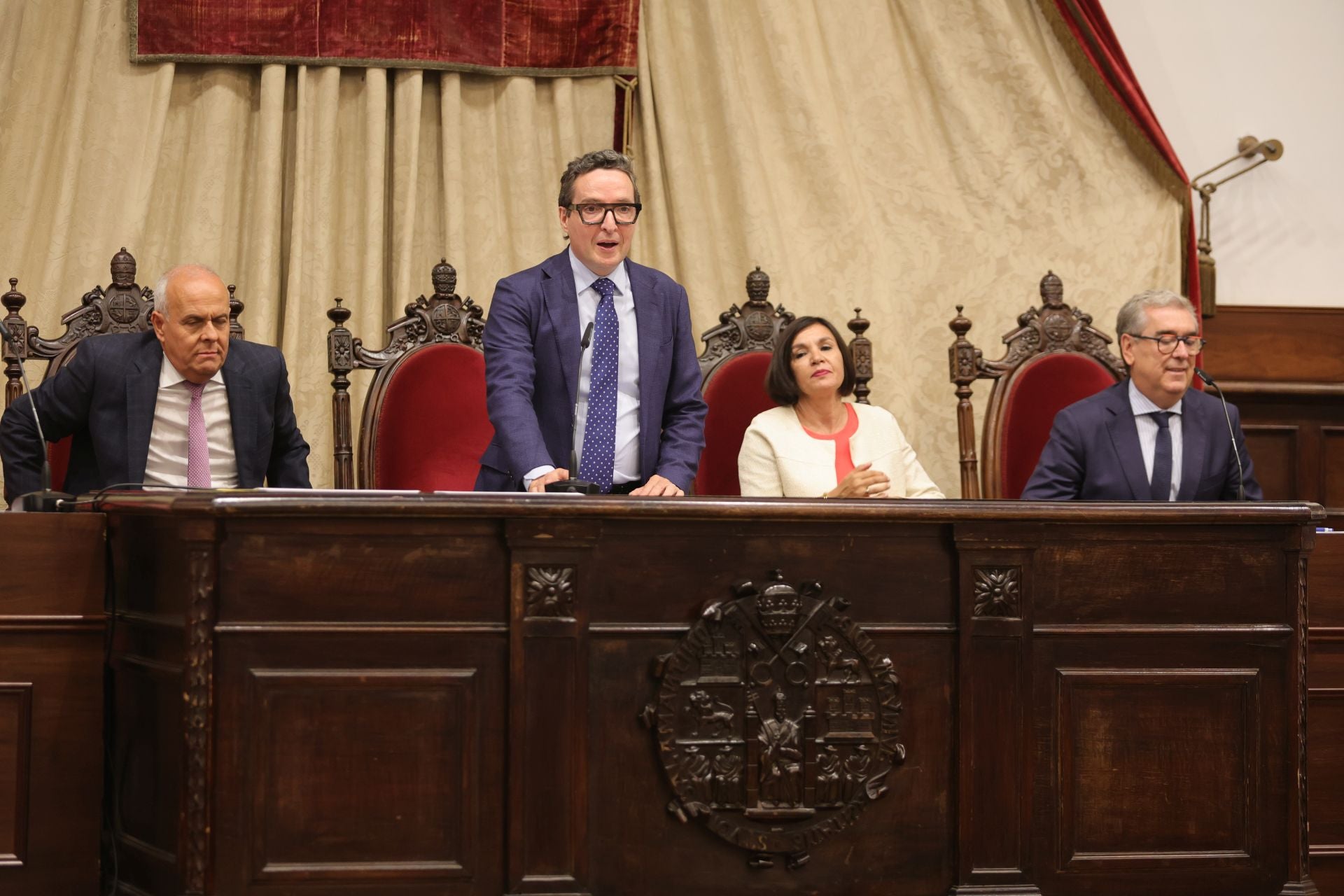 En imagenes la ceremonia de reconocimiento de los mejores resultados de la PAU en Salamanca