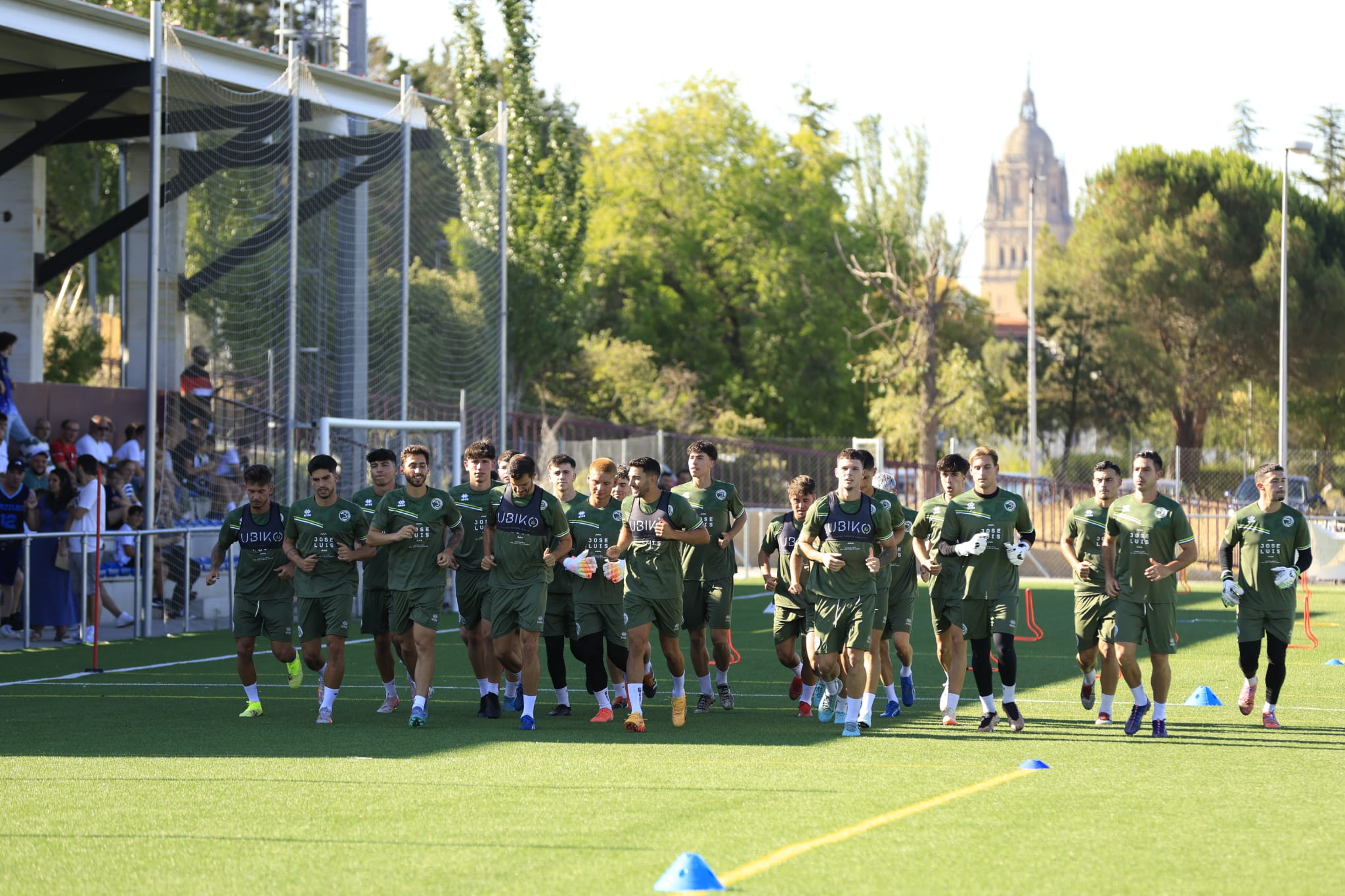 El primer entrenamiento de Unionistas de Salamanca, en imágenes