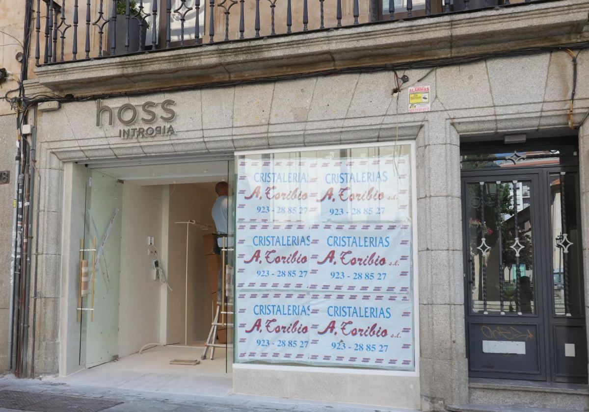 Escaparate de Hoss Intropia en la calle Toro de Salamanca