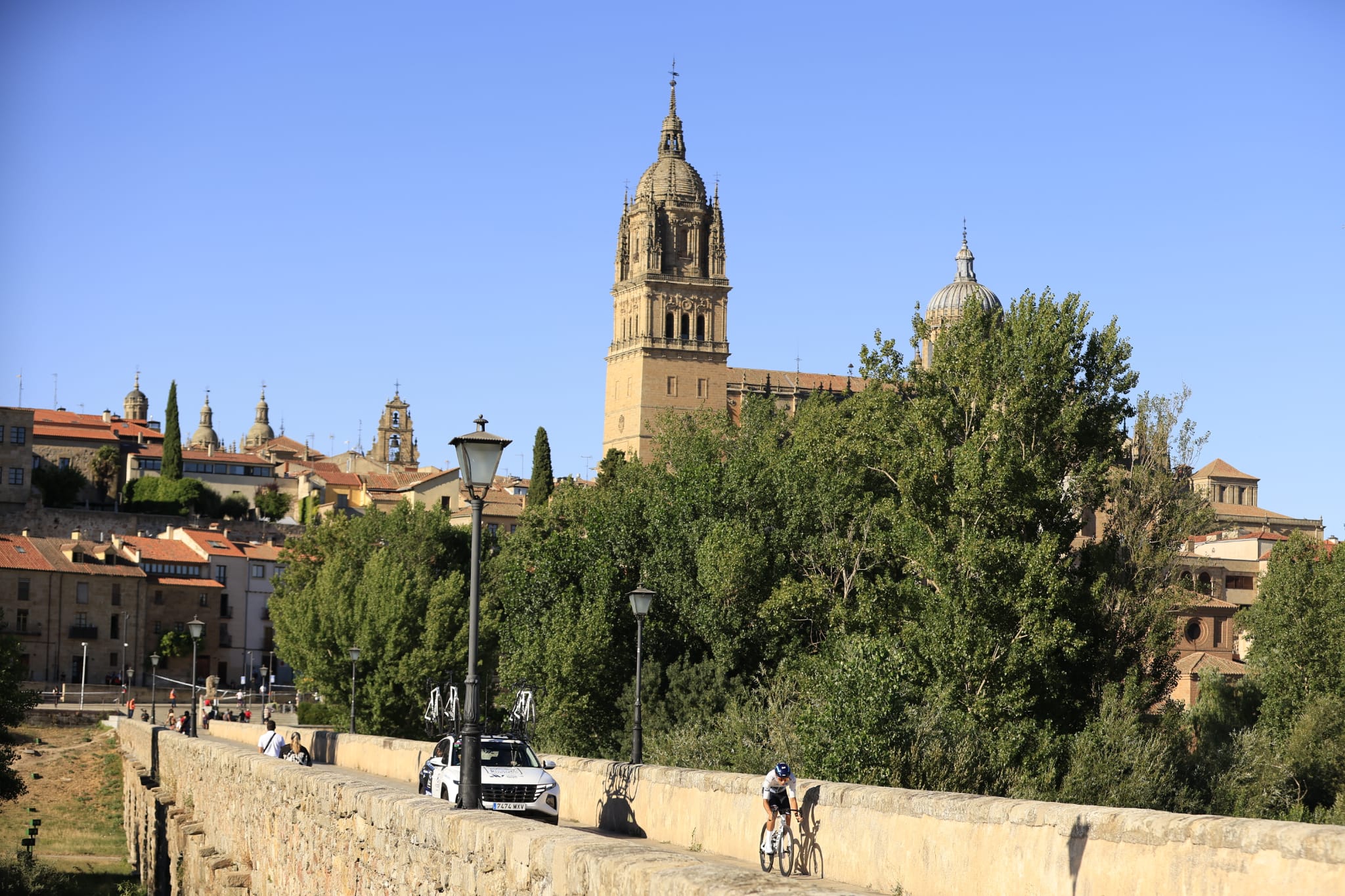 Salamanca inaugura la Vuelta Ciclista a Castilla y León Sub-23 y Élite