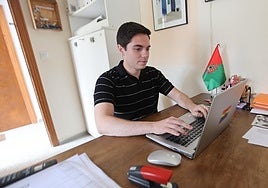 Álvaro Hernández, titulado en la USAL