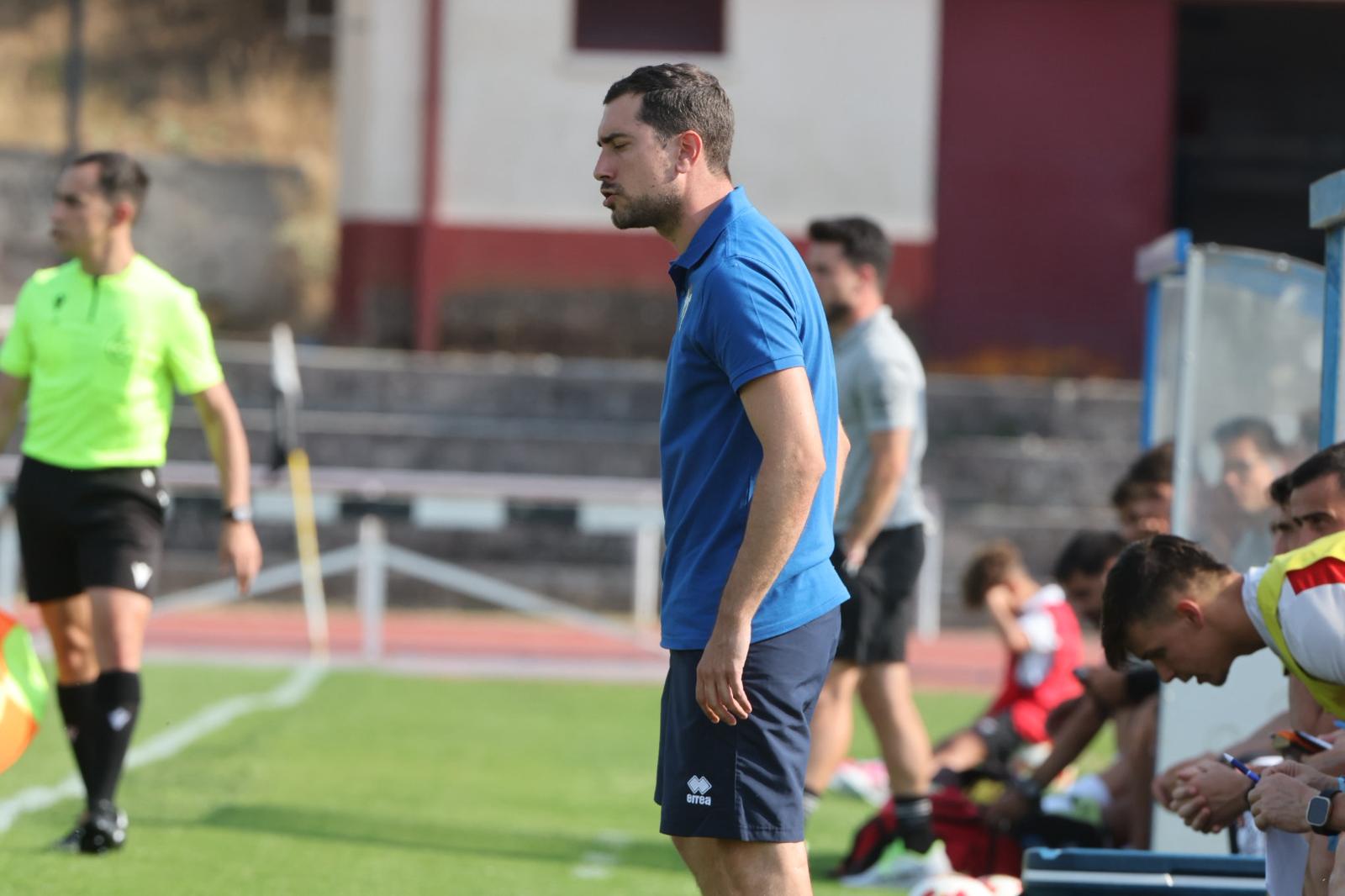 El Salamanca UDS deja escapar la victoria en el último suspiro ante el Guijuelo