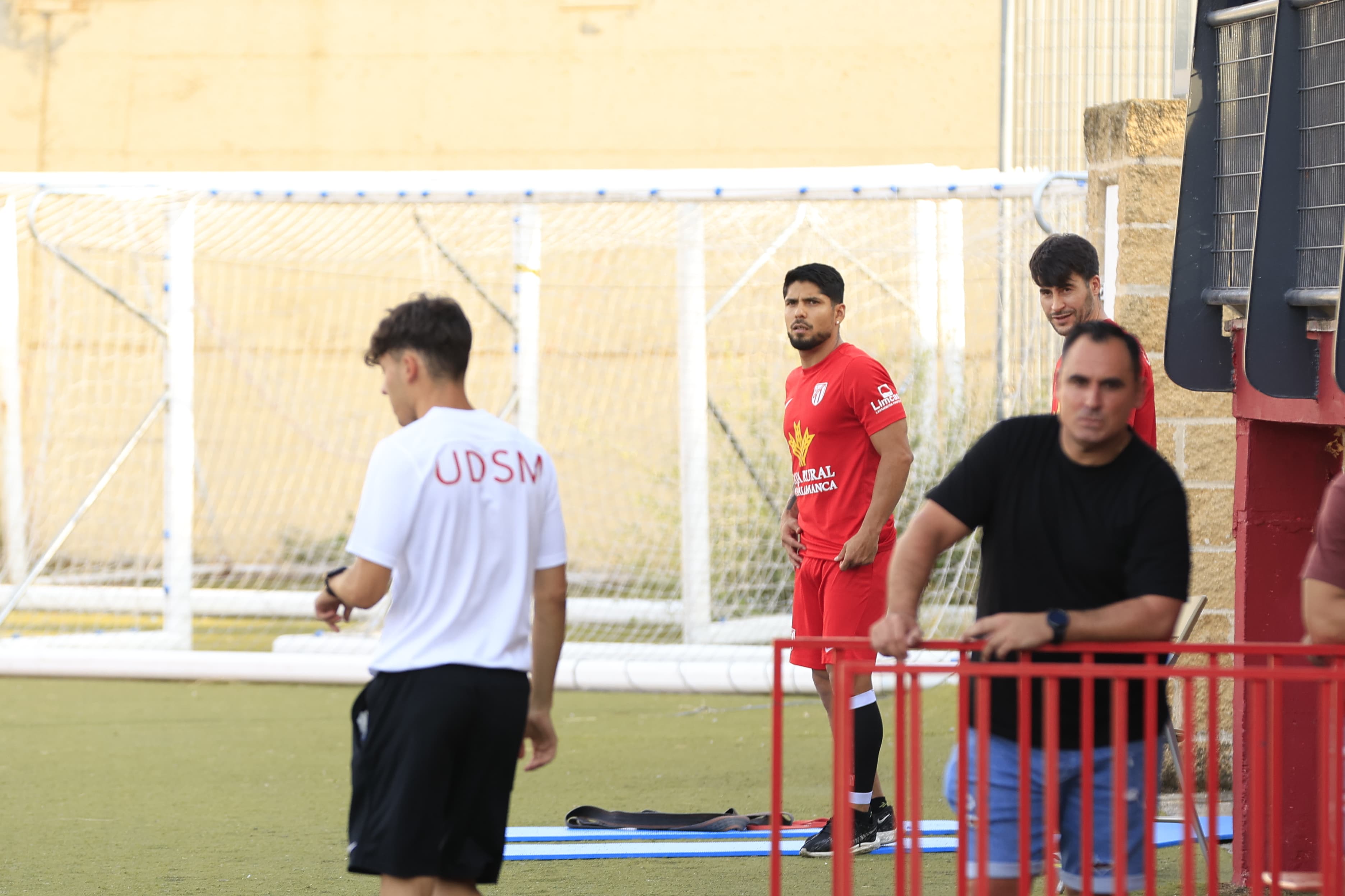 Un gol final en Santa Marta mantiene con vida al Guijuelo en la Copa RFEF