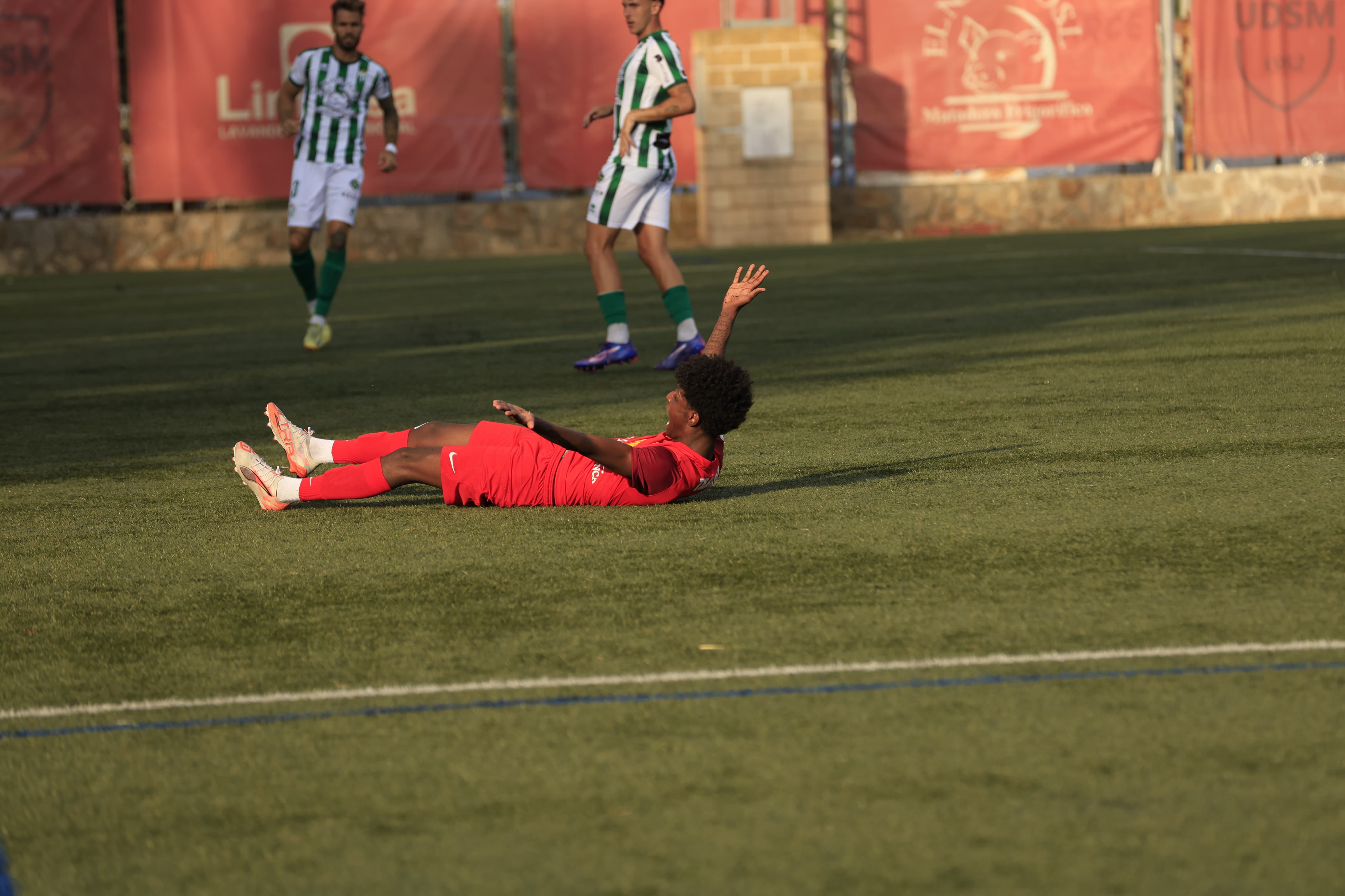 Un gol final en Santa Marta mantiene con vida al Guijuelo en la Copa RFEF