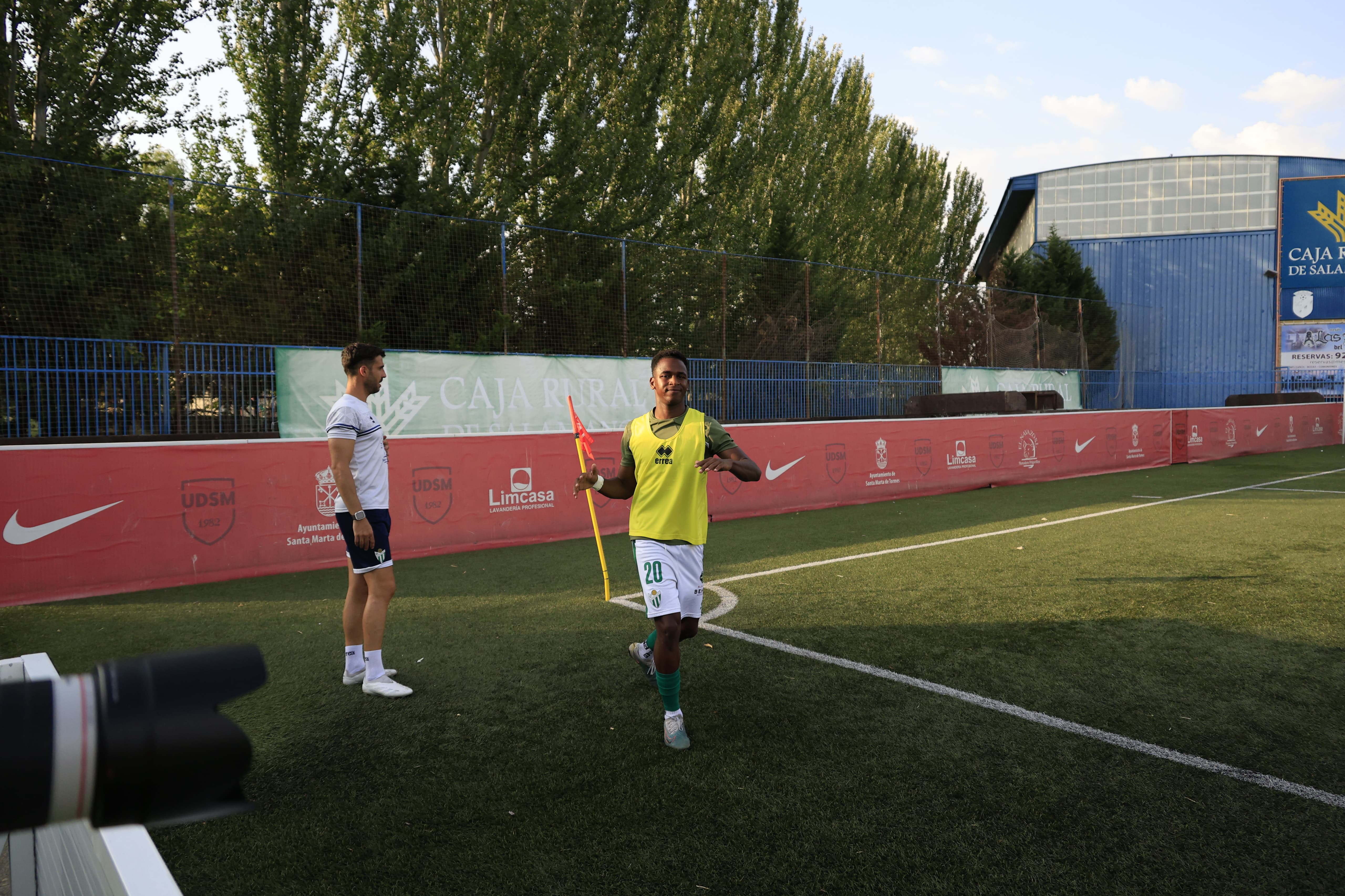 Un gol final en Santa Marta mantiene con vida al Guijuelo en la Copa RFEF