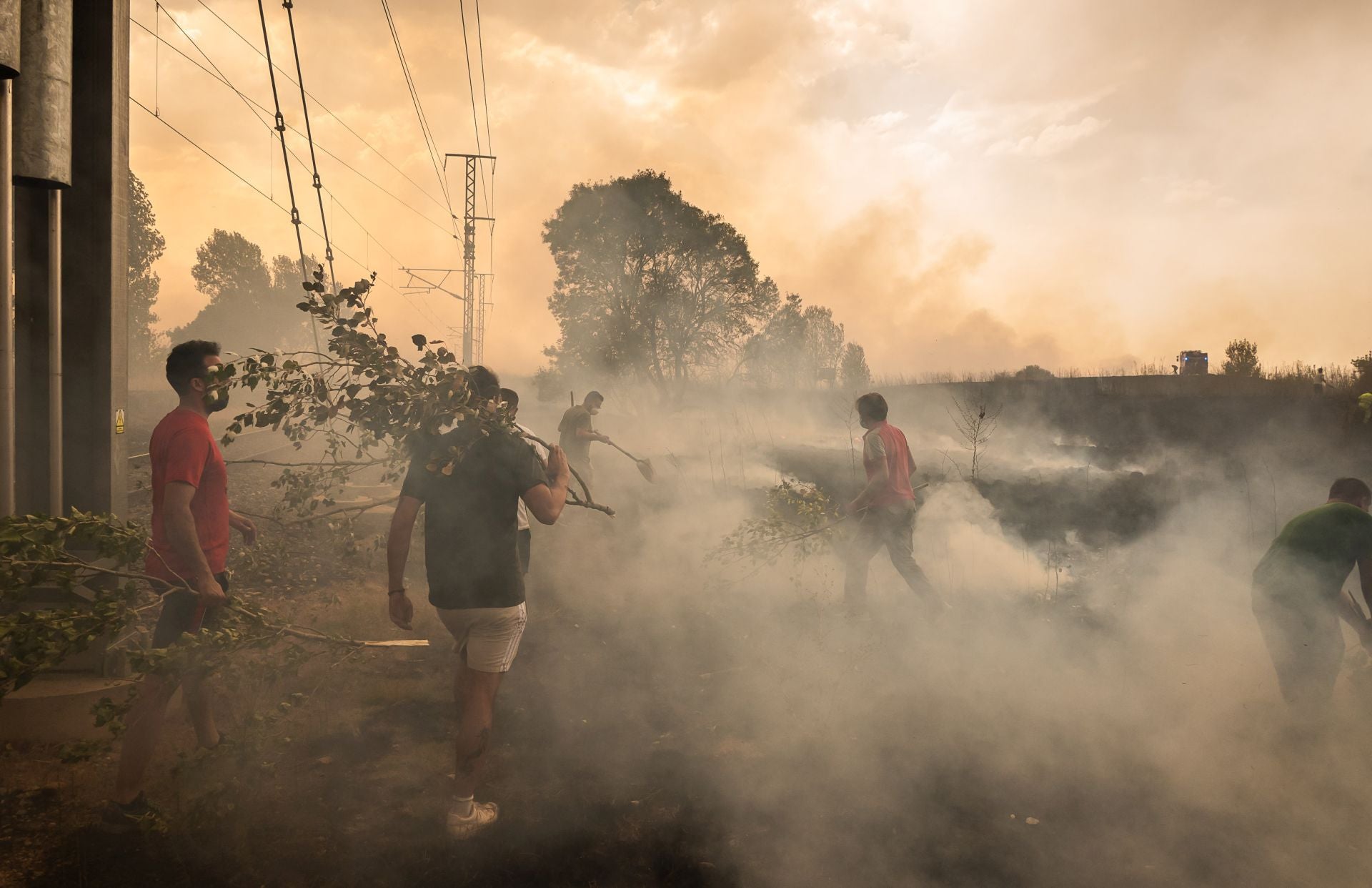 Las dramáticas imágenes del incendio de Martín de Yeltes