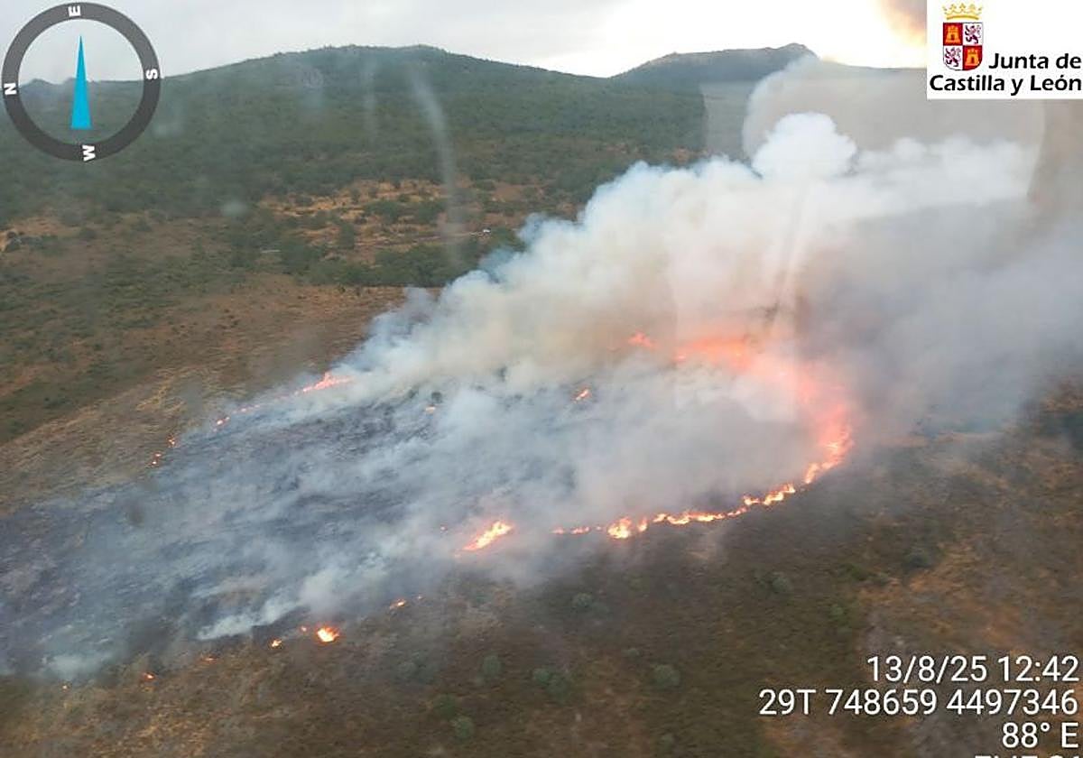 Controlado el incendio de La Bastida en Salamanca