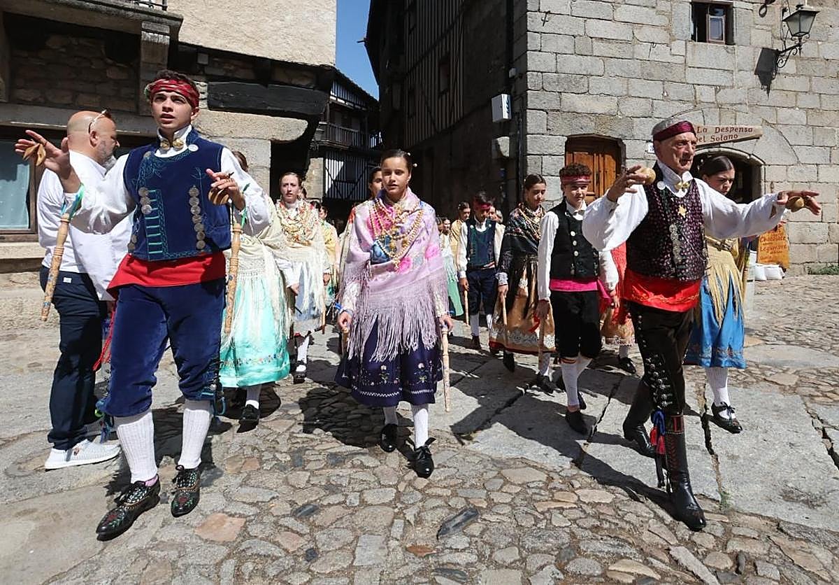 A piscina 'com o coração dividido entre o fogo e o início das partes'