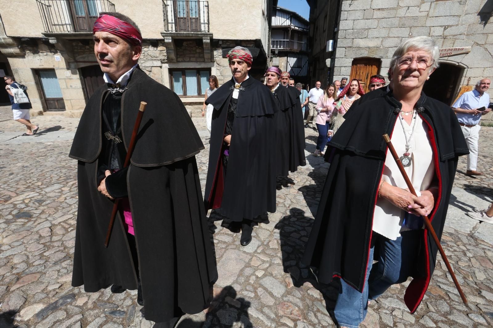 La Alberca &#039;con el corazón dividido entre el fuego y el inicio de las fiestas&#039;