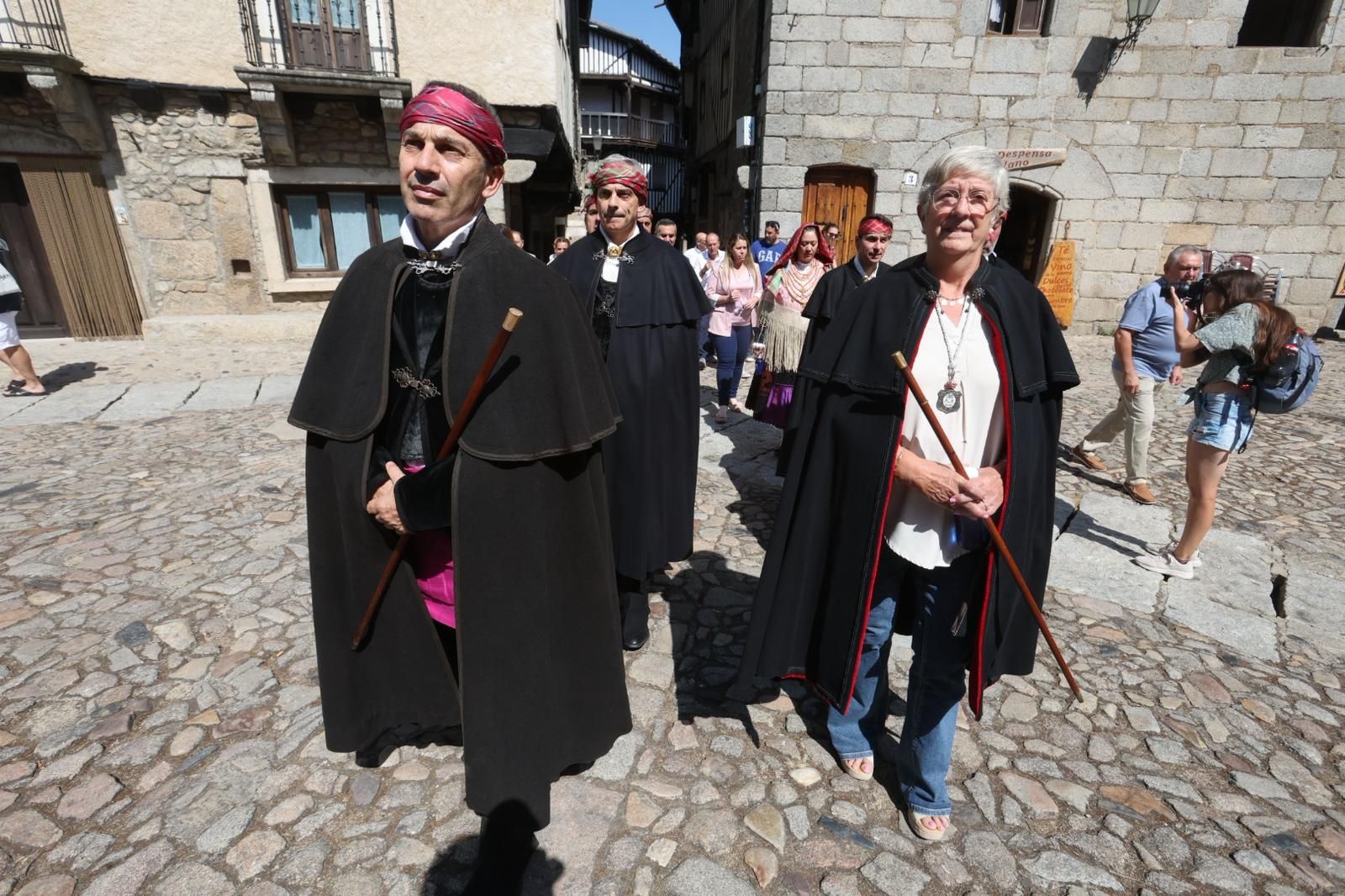 La Alberca &#039;con el corazón dividido entre el fuego y el inicio de las fiestas&#039;