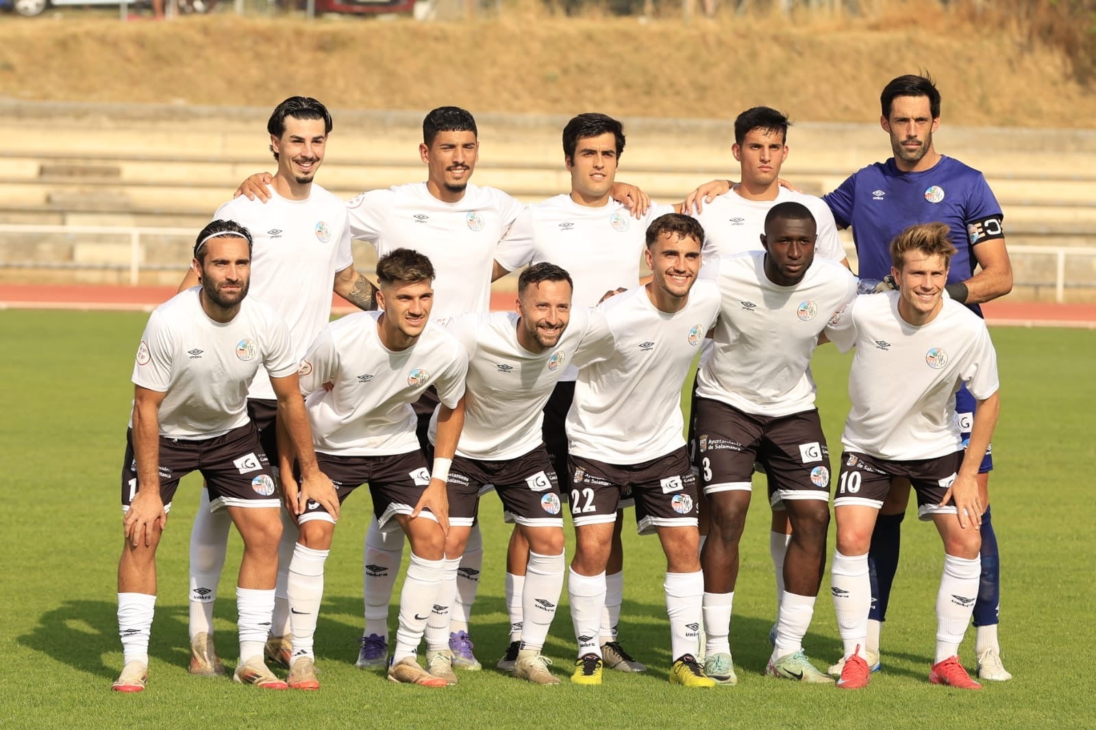 El derbi entre el Salamanca UDS y el Santa Marta, en imágenes