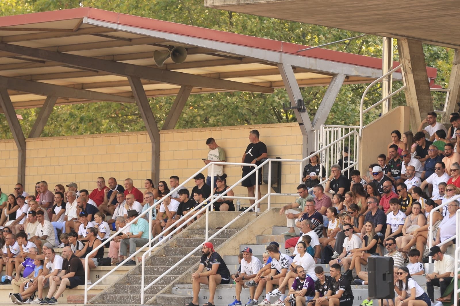 El derbi entre el Salamanca UDS y el Santa Marta, en imágenes