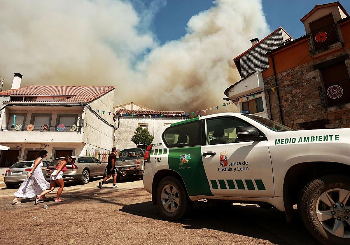 El Payo, este viernes tras declararse la cercanía del incendio forestal.