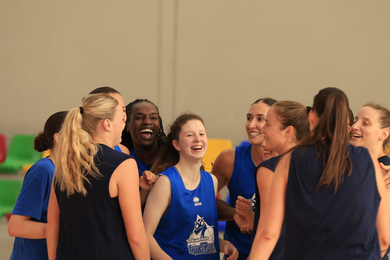 El primer entrenamiento de la temporada de Perfumerías Avenida, en imágenes