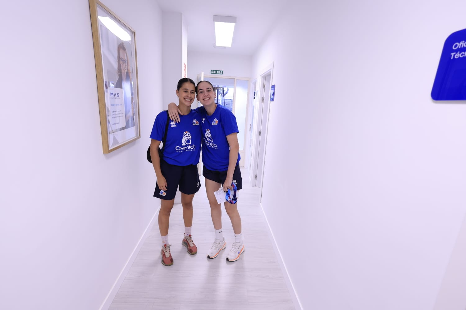 Perfumerías Avenida pasa su primer compromiso: el reconocimiento médico