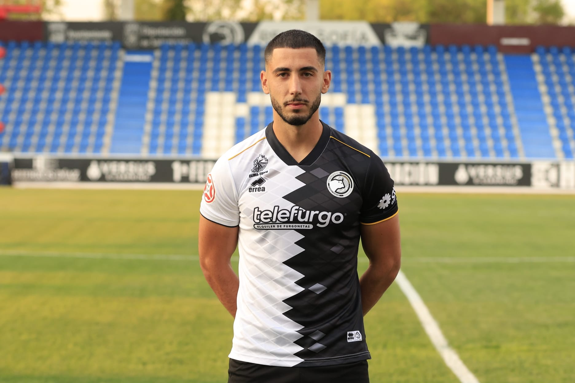 Unionistas se presenta al ocaso y en familia en el Reina Sofía