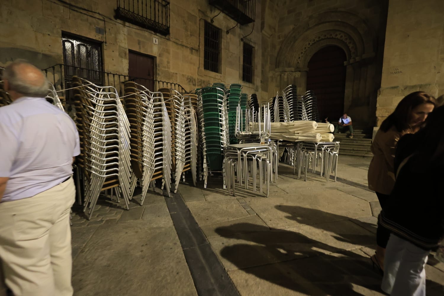 Fiesta flamenca en una Plaza Mayor a rebosar con Siempre Así