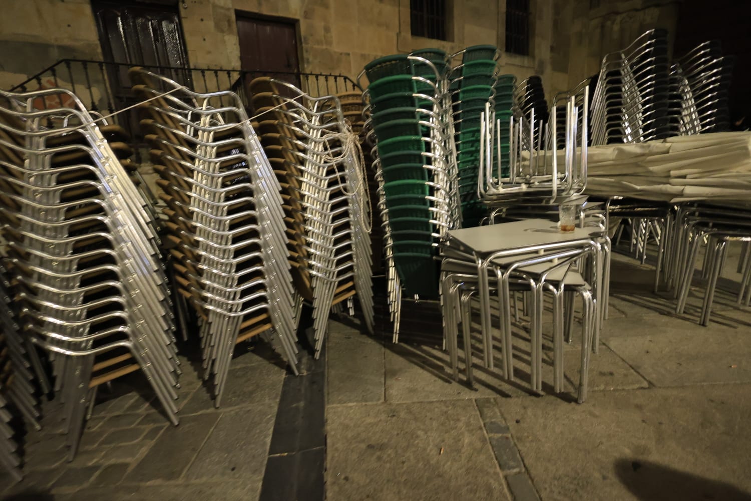 Fiesta flamenca en una Plaza Mayor a rebosar con Siempre Así