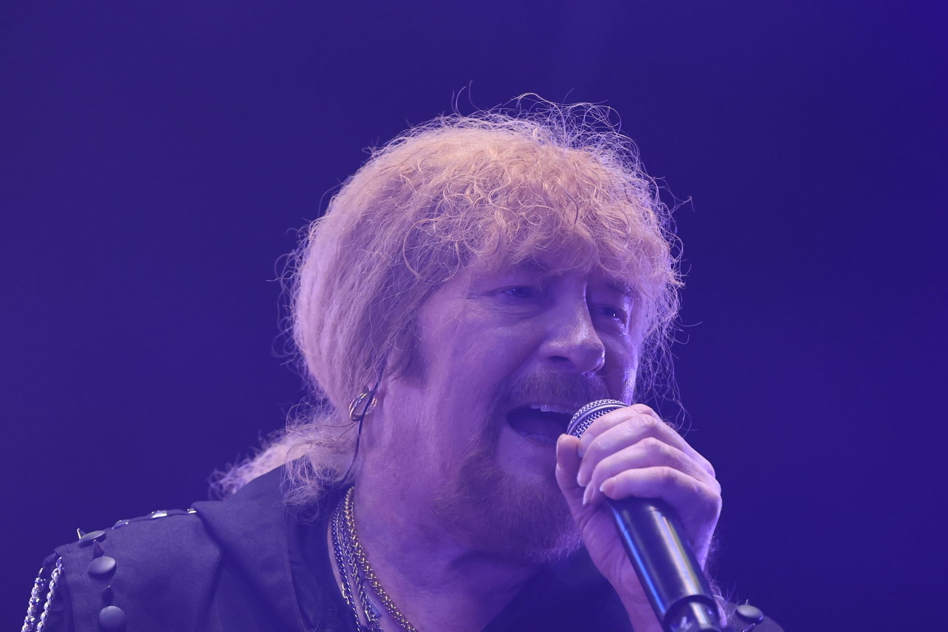 El rock andaluz de Medina Azahara conquista una Plaza Mayor de Salamanca entregada