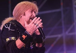 El rock andaluz de Medina Azahara conquista una Plaza Mayor de Salamanca entregada