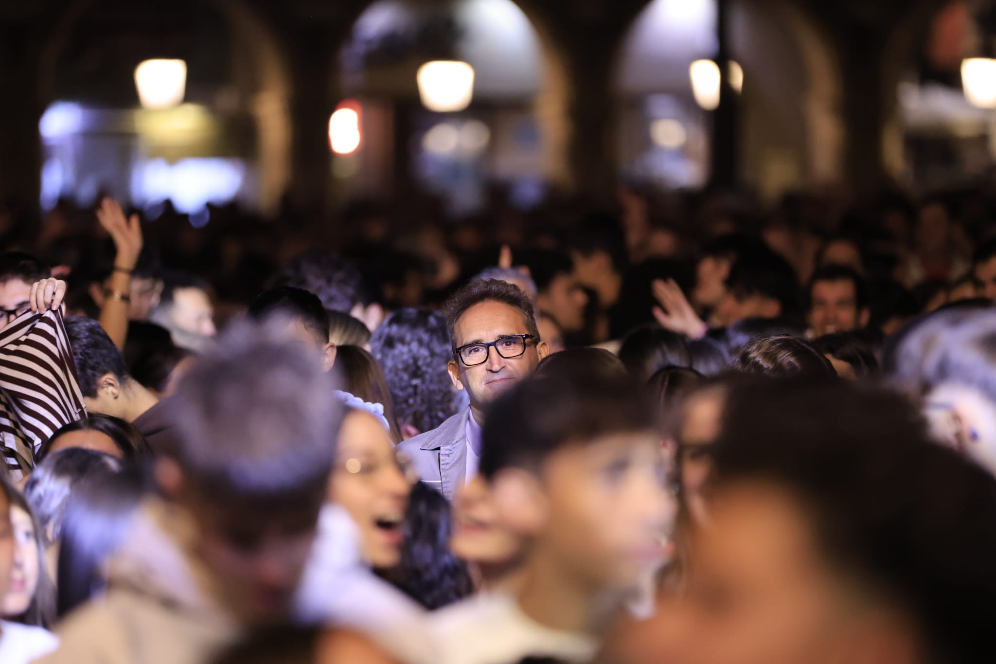 &#039;Los 40Sessions&#039; ponen a bailar y saltar a la juventud de Salamanca